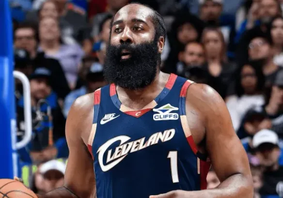 球王会官网-哈登生涯常规赛第343次单场30+，与埃尔金-贝勒并列历史第12